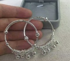 China Miaos traditional charm aeolion bracelet