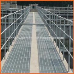 serrated steel grating platform