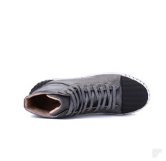 Fashion and Comfortable Flat Shoes for Men