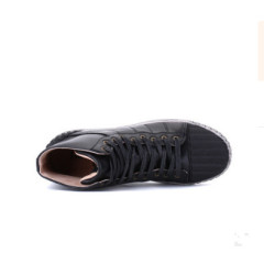 Fashion and Comfortable Flat Shoes for Men