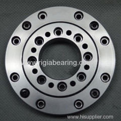 crossed roller bearing split outer ring and integrated inner ring