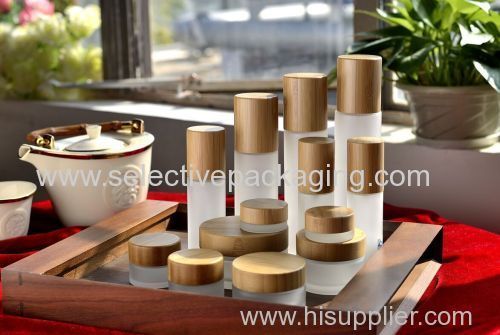 Fancy frosted cosmetic glass body lotion bottle with wood lids