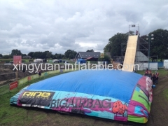 Custom giant inflatable stunt air bag for BMX Jump