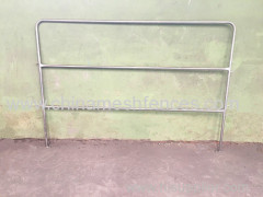 1.8x2.1m Heavy Duty Cattle Yard Panels 6 Oval Rails Locking Pins Delivery Available Round