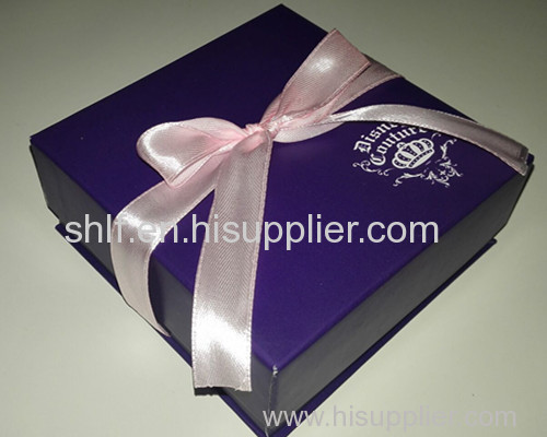 gift paper ring box