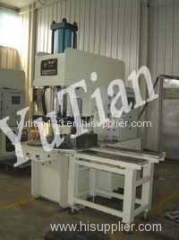 Ceramic core injection machine for the investment casting line