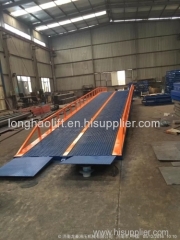 mobile hydraulic boarding bridge