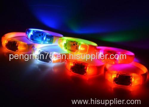 New style colorful silicone remote controlled LED bracelet