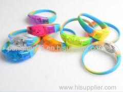 New style colorful silicone remote controlled LED bracelet