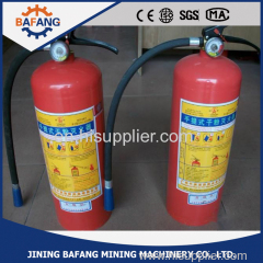 Portable dry powder fire extinguishe