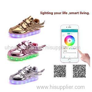 Dropshipping New Design App Control LED Light Up Board Shoes With Wings Wholesale USB Charger Sneaker For Children
