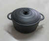 pre-seasoned cast iron pot