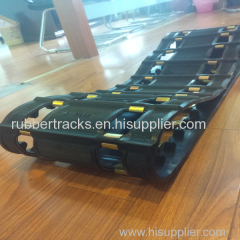 Puyi Rubber Track for Snowmobile with Metal Slider