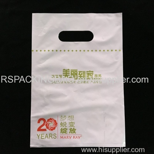 Die cut punch handle shopping bags