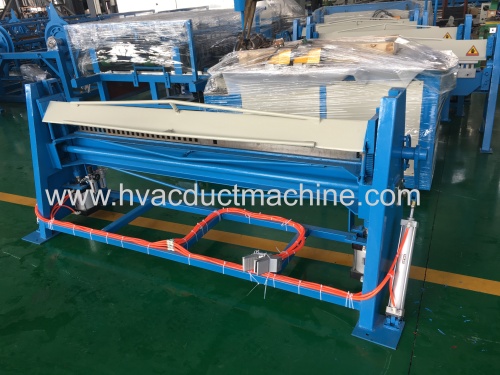 duct cutting and bending machine