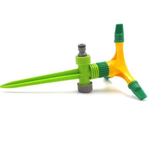 Plastic 3-arm water rotary sprinkler with plastic spike