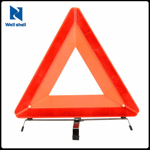 car safety warning triangle