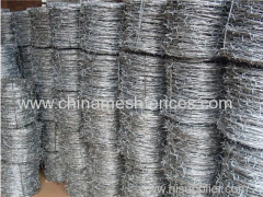 PVC coated double twisted barbed wire roll price/ 2mm barbed wire fence / Hot Dipped Galvanized barbed wire price per ro