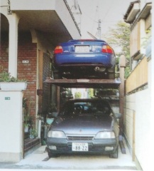Simple dual-level car lifter parking system