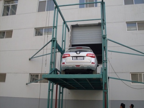 Car parking specialized lift