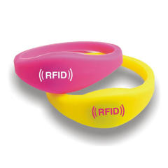 SLE66R01 Silicone RFID Wristband