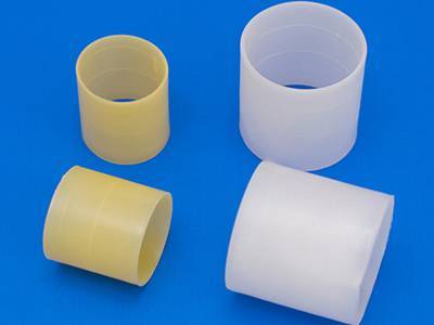 Plastic Rasching Ring - a Random Packing with Simple Structure