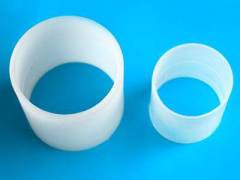 Plastic Rasching Ring - a Random Packing with Simple Structure