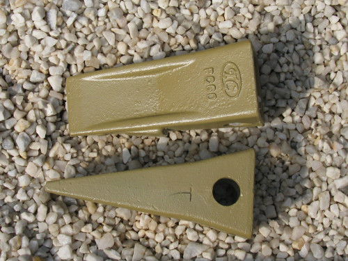 P C60 bucket teeth