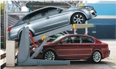 Custom hydraulic controlled car parking lifter