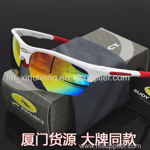 Fashion brand riding sunglass