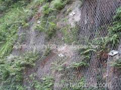 Hexagonal Wire Mesh Blocks Rockfalls and Protect Safe