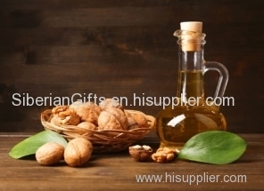 Walnut oil (nucis oleo superlinire)