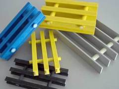 Pultruded FRP Grating with Unidirectional Strength Bars