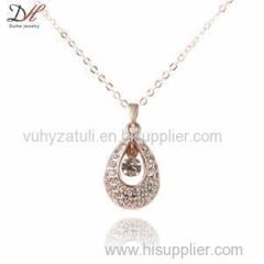 Popular Crystal Pendant Necklace