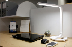 Eye-Sheld LED Desk Lamp LED Table Lamp / LED Desk Lamp