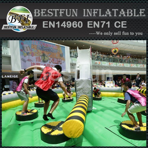 Family outdoor fun meltdown inflatable wipe game