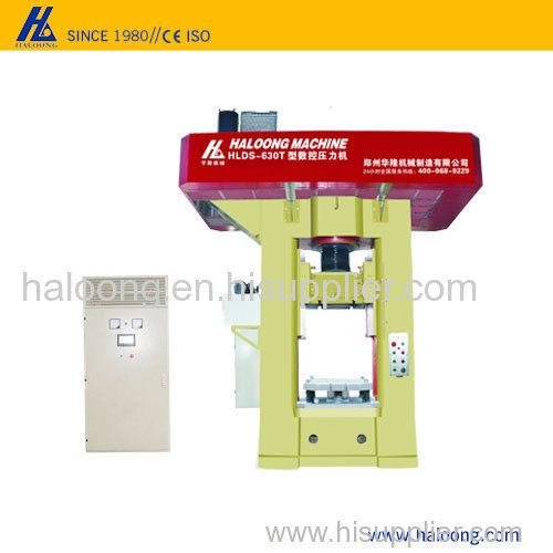 automatic refractory molding machine