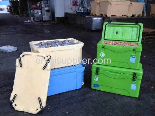 snack bar using insulation containers