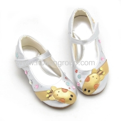 Round toe casual kids sandals