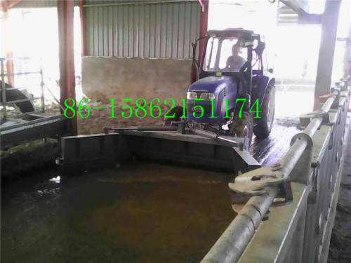 tractor manure cleaning machine for cattle farm