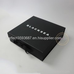customized magnet paper gift box with gold foil stamping logo printing