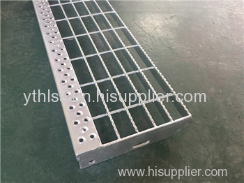 T8 Type staircase bolted fixing with Perforated Nosing