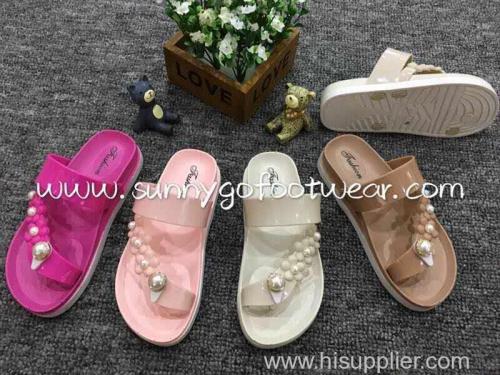 The footwear about fashion women flip-flop