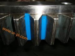 OD 979mm cross over roller slewing bearing with external hardened gear