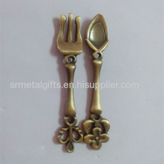 Metal crafted souvenir spoon and fork set wholesale