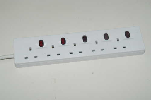 UK plug 5 outlet power strip