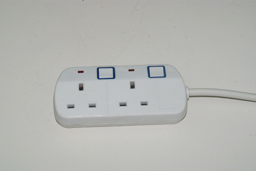 UK Power strip 2USB 5V 2.4A 3M Electrical Extension