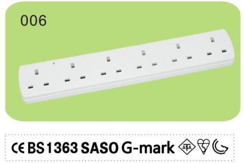 Plug extension lead with usb