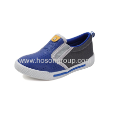 Clip on casual kids shoes