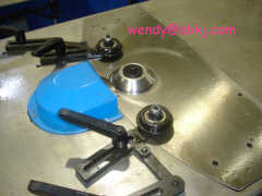 Elbow making machine for air duct